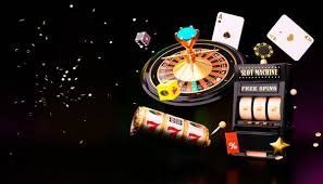 erek 92 mobile app interface showing slot games, sportsbook, and live casino tabs